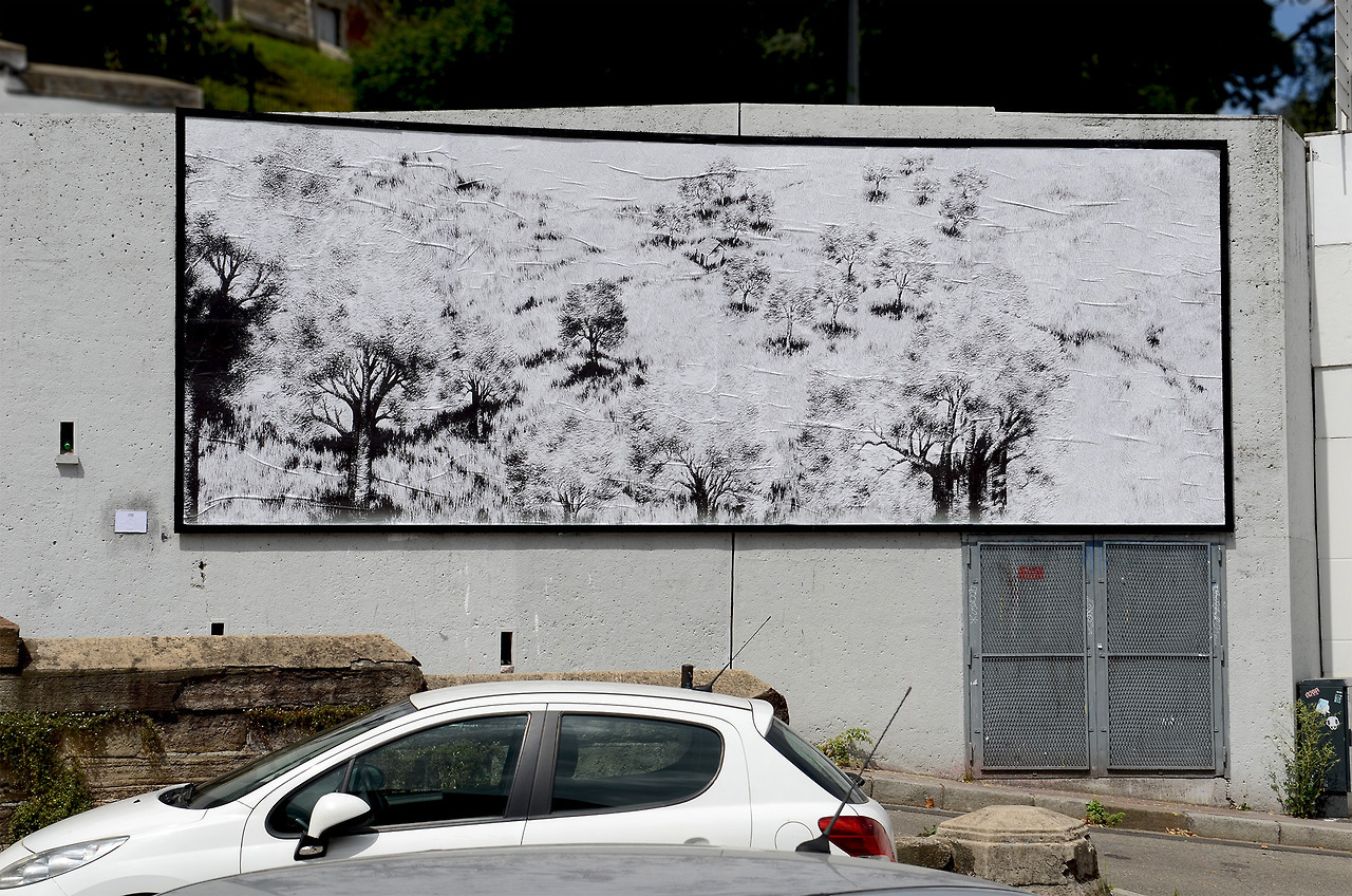 Collage « Cabanes » de Inconnu, Août 2017 — M.U.R Saint-Étienne