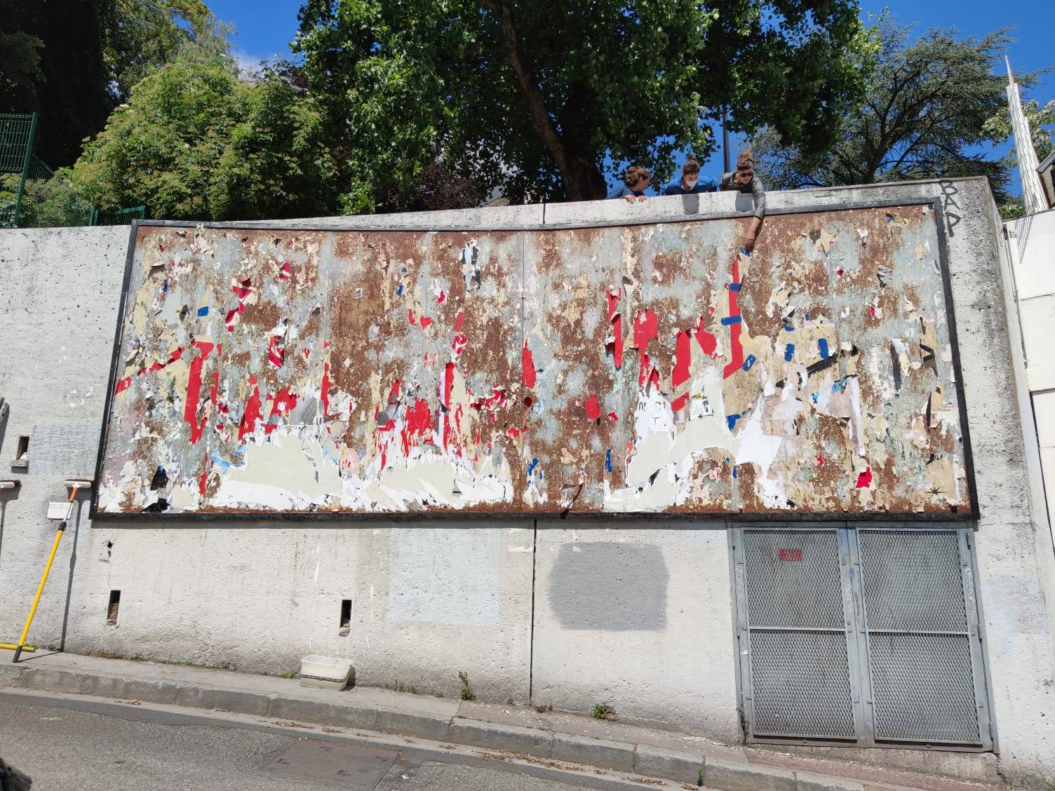Collage de Décollage, Juin 2020 — M.U.R Saint-Étienne