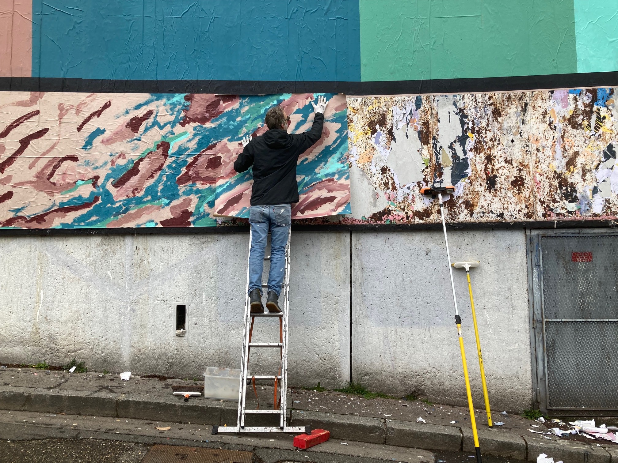 Collage « De nos jours, estimez vous que les artistes occupent dans la société une place… » de Germain IPIN, Février 2025 — M.U.R Saint-Étienne